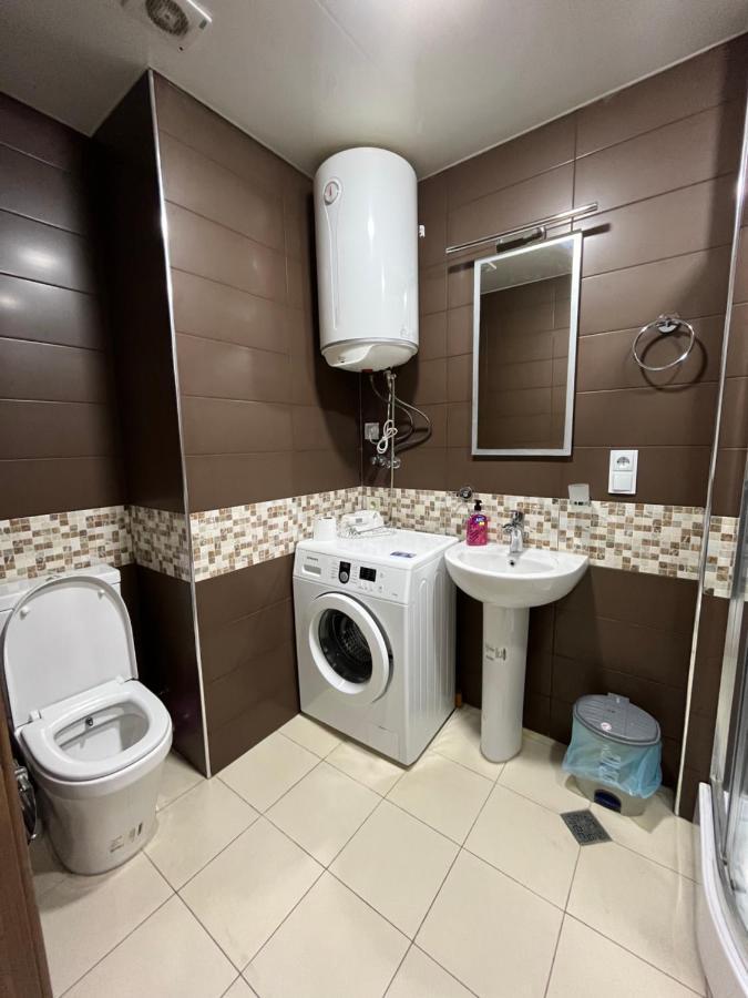 Sea View Studio Apartment In Orbi Residence באטומי מראה חיצוני תמונה